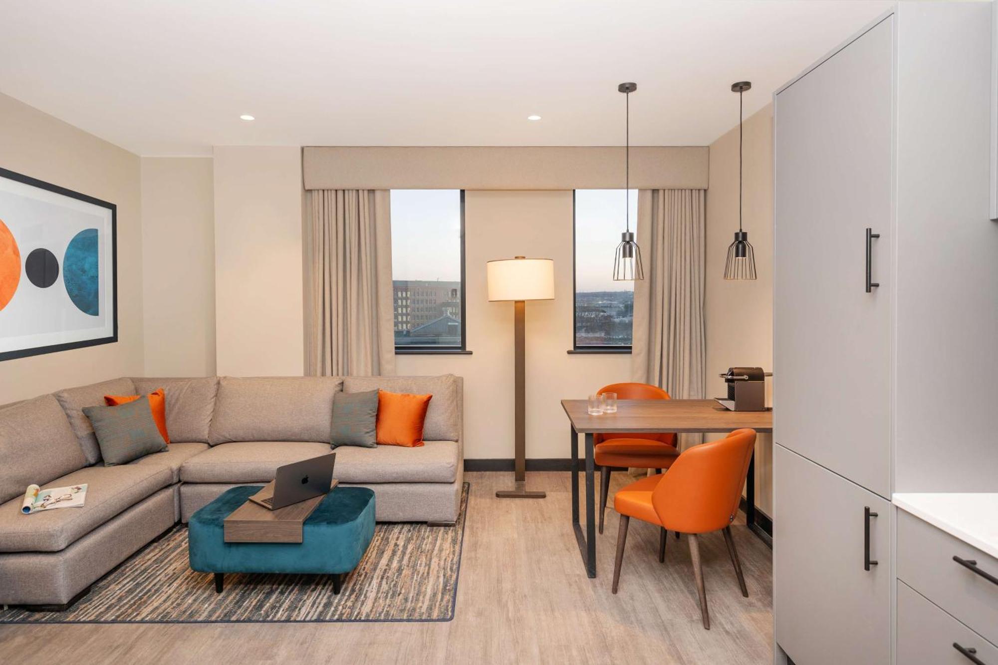 Отель Hyatt House Leeds Лидс Экстерьер фото